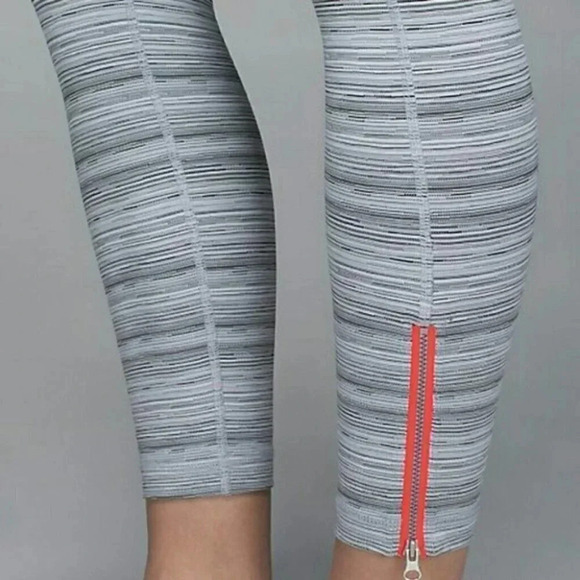 Lululemon High Times Crop Leggings in Silver Fox Coral Pink Zipper Small - Picture 11 of 11